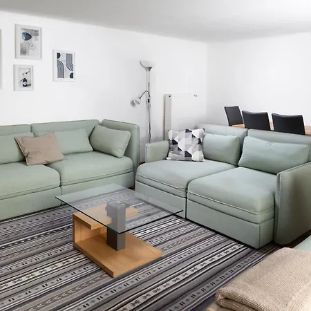 Stylish Under The Tatras Apartment *
